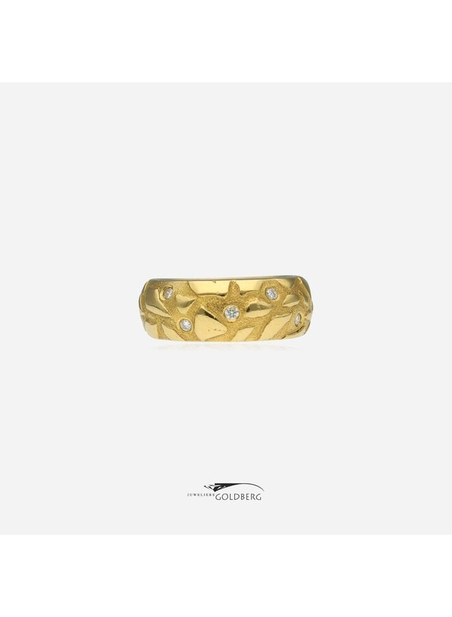 18k yellow gold vintage ring with diamond