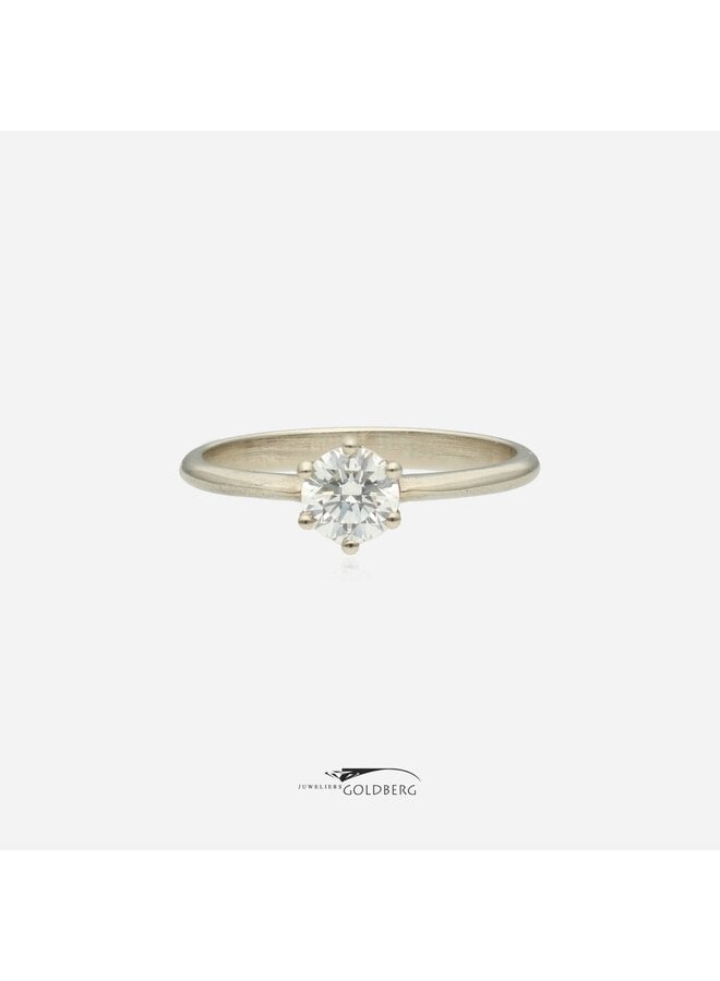 14k gouden ring met diamant