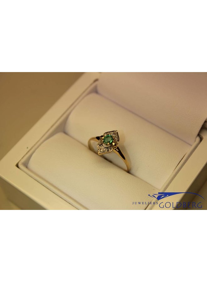 18k gouden art deco stijl ring smaragd en diamant