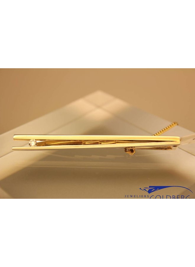 18 carat gold bicolor LeChic brooch