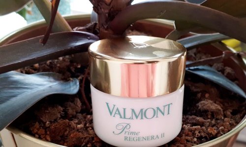 Review Valmont Prime Regenera II