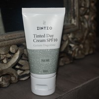 Review Zintzo Tinted Day Cream