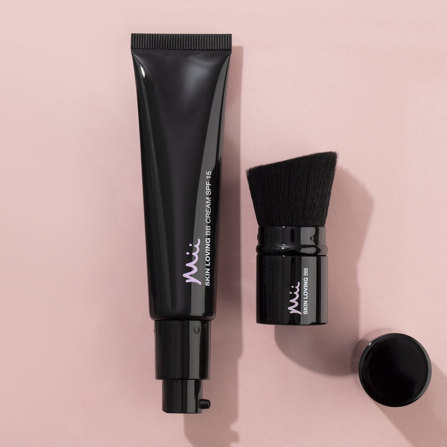 Skin Loving BB Cream 01 SPF15 30ml Radiantly Tanned-03