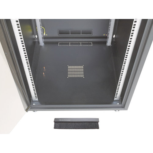 18U server cabinet with glass front door (WxDxH) 600x800x871mm