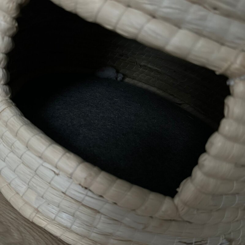 Lucky Kitty Neko Chigura cat basket