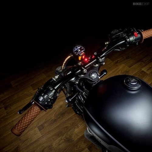 Indicateur de vitesse noir avec 4 témoins lumineux