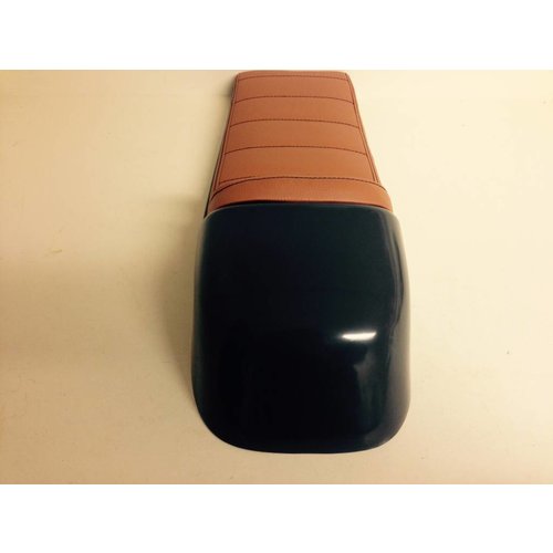 C.Racer Selle marron Café Racer Tuck N' Roll Type 32