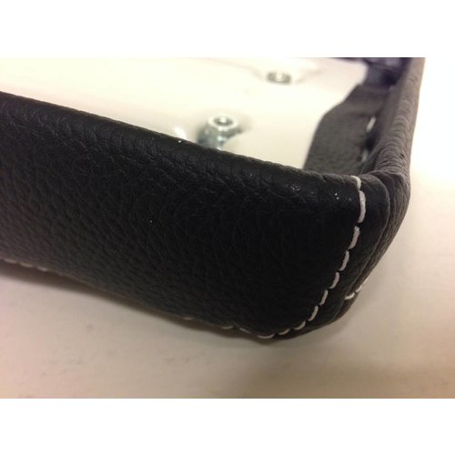 C.Racer Selle noire rembourrée Café Tuck N 'Roll Type 34