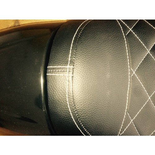 C.Racer Selle noire Diamond Triumph Bonneville 2008 avec assise 50