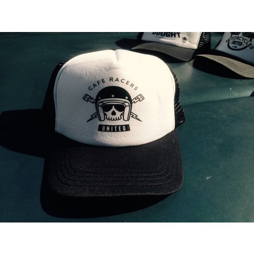 MCU Trucker Caps Black & White