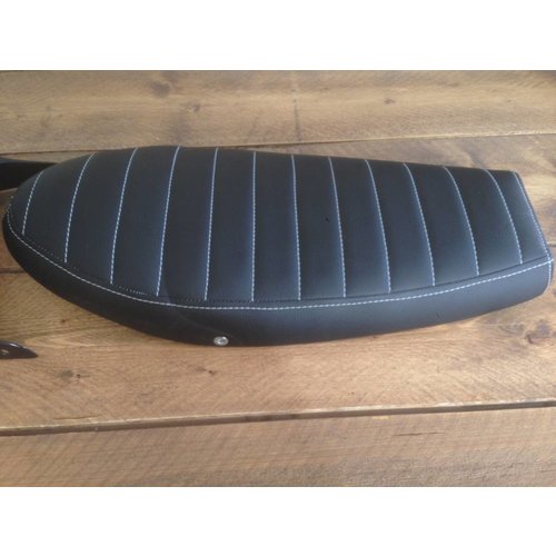 C.Racer SR Seat Tuck 'N Roll Black 74