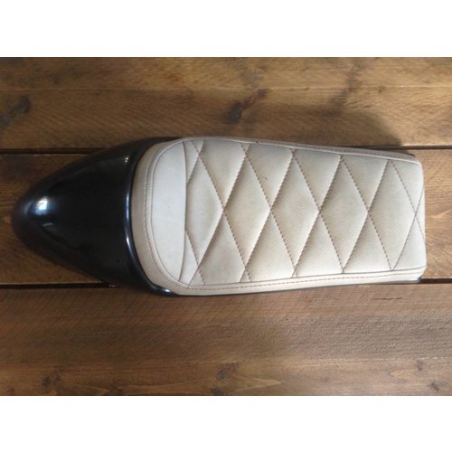 C.Racer Cafe Racer Seat Pale Brown 87
