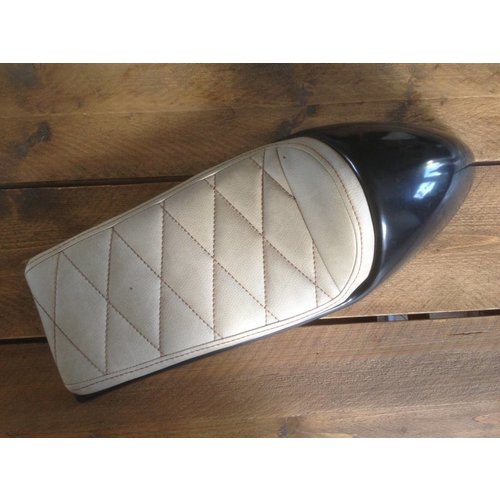 C.Racer Cafe Racer Seat Pale Brown 87