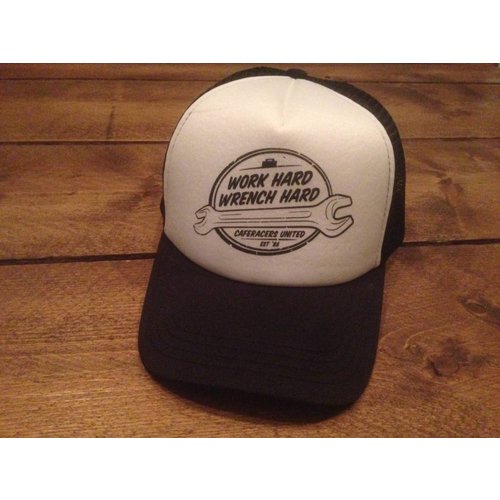 MCU Casquette "Work Hard, Wrench Hard"