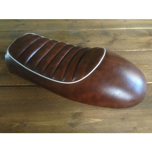 Selle marron & blanche Café Racer Tuck N' Roll 88
