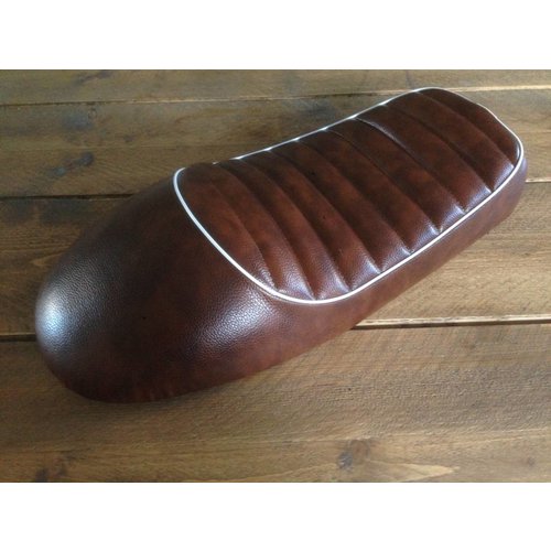 Selle marron & blanche Café Racer Tuck N' Roll 88
