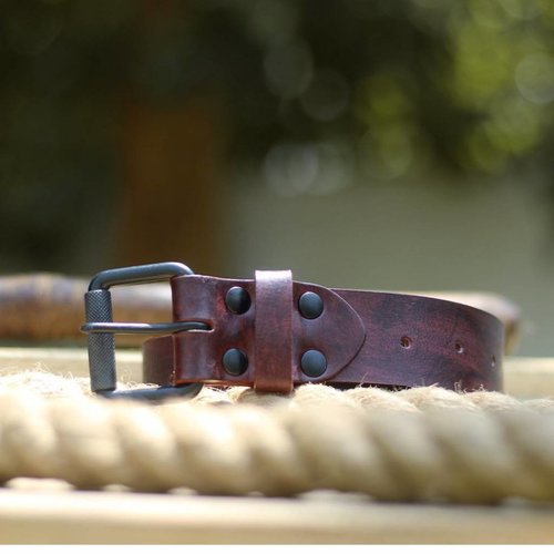 Trip Machine Ceinture rouge cerise avec un ardillon