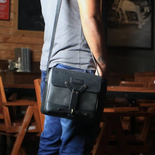 Trip Machine Kuriertasche - Schwarz