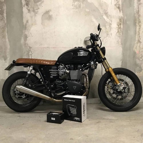 Motone Ribbed Side Panels - Gloss Black - SET