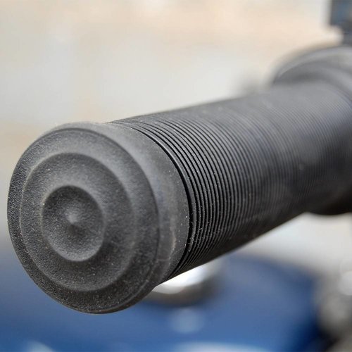 Biltwell 22mm Kung Fu-Handvatten Zwart TPV