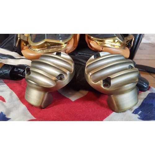 Motone TPS Carb/Throttle body covers ribbed (Farbe wählen)