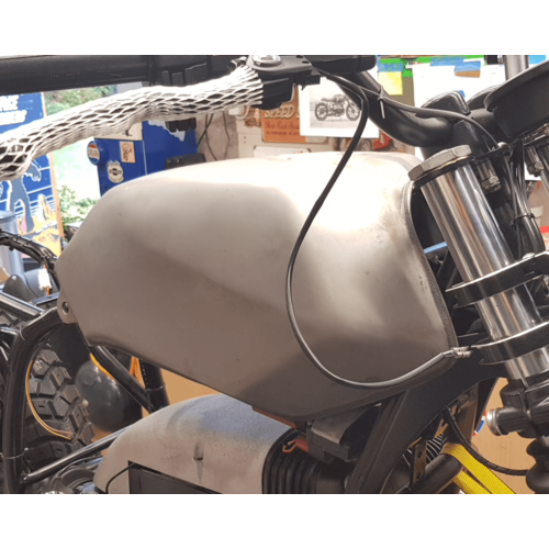 Réservoir de carburant universel non peint style Honda 9L