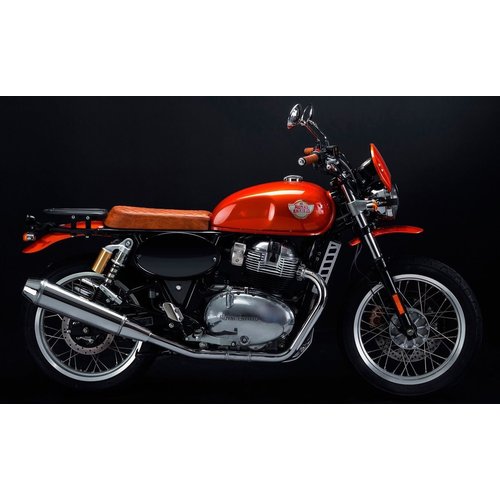 C.Racer Scrambler Kit für Royal Enfield Interceptor 650 anschrauben