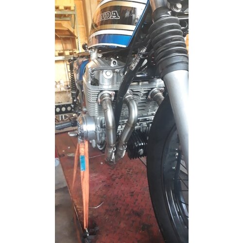 MAD Exhaust Honda CB750 SOHC "die Cobra"