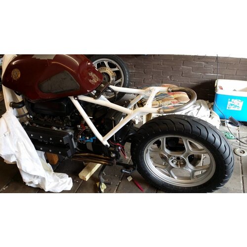 MCU Boucle de sous-cadre BMW de 28 mm