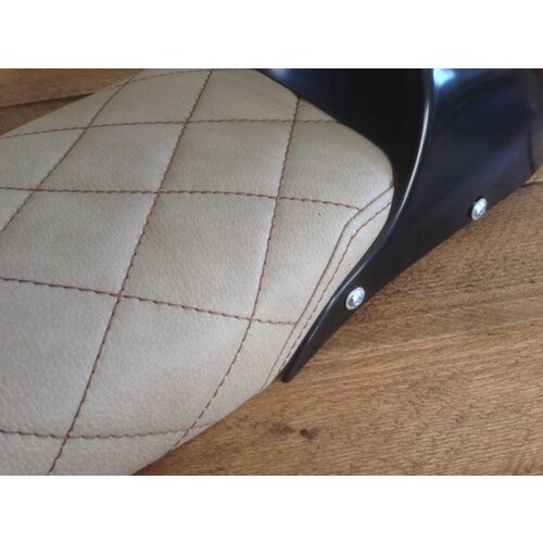C.Racer CX500 Seat Diamond Washed Brown 75