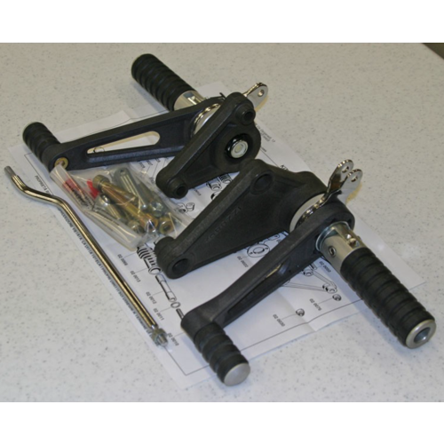 Tarozzi Kawasaki GPZ Fußrastenanlage Schwarz Faltbar