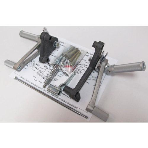 Tarozzi Honda VF Fußrastenanlage Knurled Faltbar