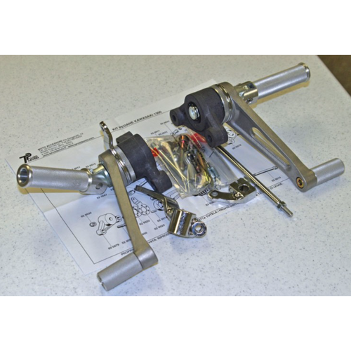 Tarozzi Kawasaki GPX/ZX/R/SR Fußrastenanlage Knurled Faltbar