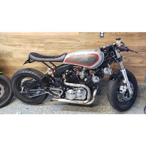 MAD Exhaust Yamaha XV Virago klassieke Slashcut uitlaat