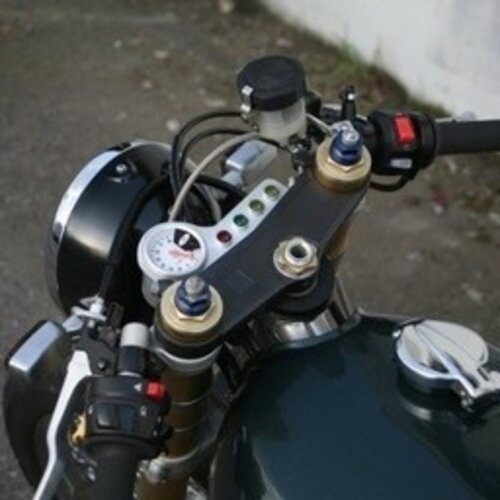 Paar schwarze 7,5 cm Bar End Cafe Racer Spiegel