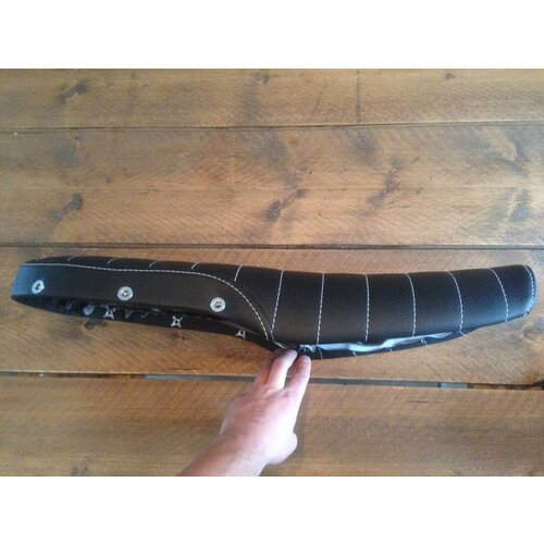 C.Racer CX500 Sitzbank Tuck 'N Roll Schwarz 82