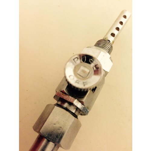 Paire de robinets pour réservoirs Benelli Mojave