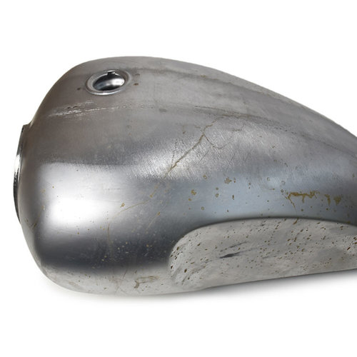 Scrambler Style Kraftstofftank 13L mit Kniestücken