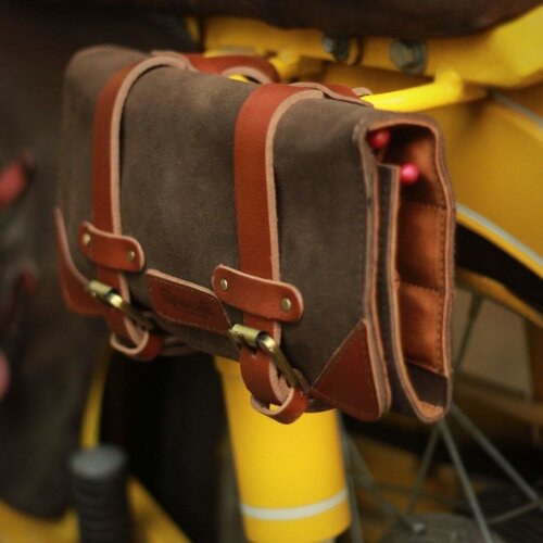 Trip Machine Tool Roll Tobacco Tan