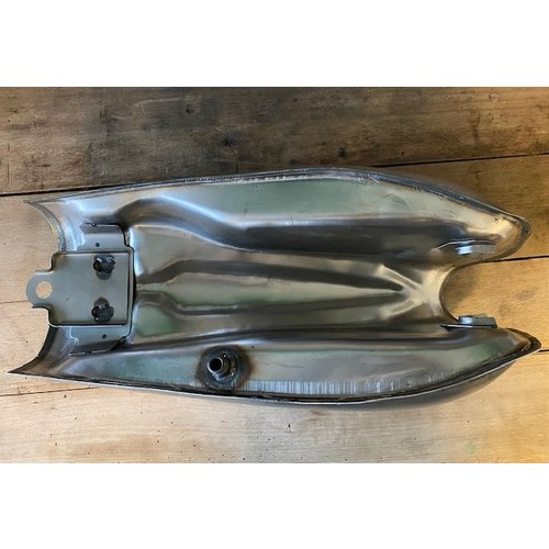 Caferacer Benzinetank XF125 Style Type 12