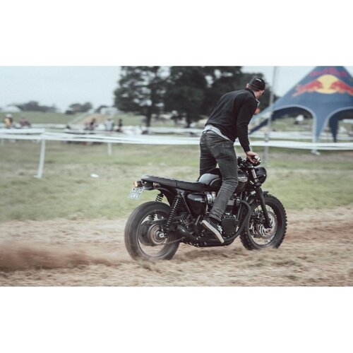 Motone Op Maat Gemaakt Spatbord Voorgeboord Voor Lichtsets Voor Spatbordmontage | Zwart | LC