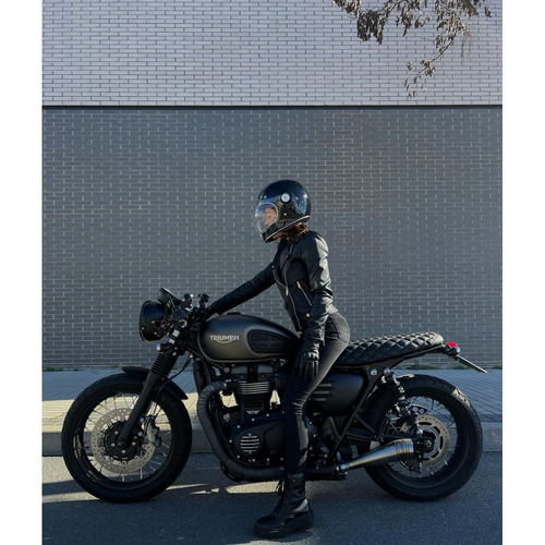 Motone The Blackadder | Low Profile Skinny Diamond Stitch Seat | Black