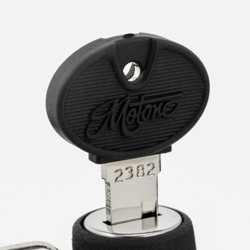 Motone Helmslot + 2 Sleutels