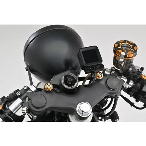 Daytona "CUBE" Digitale LCD Snelheidsmeter + Toerenteller