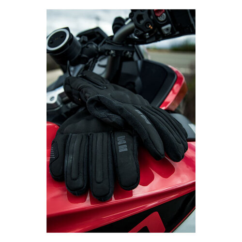 By City Iceland Gloves | Black | Choose Size