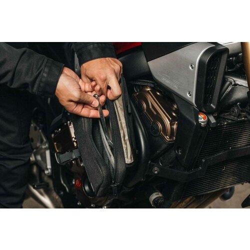 SW-Motech Sac D'Accessoires Legend Gear La9 | Noir | 2,5 L