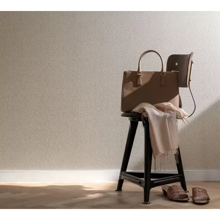 Behang met grove vissengraat print 59301