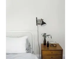 Behang met smal streepje G56642