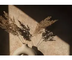 Behang met metallic betonstuc look 34269