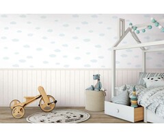 Onderlaag behang met vliesmotief, plintrand met houteffect en wolkenpatroon - wit, blauw, grijs